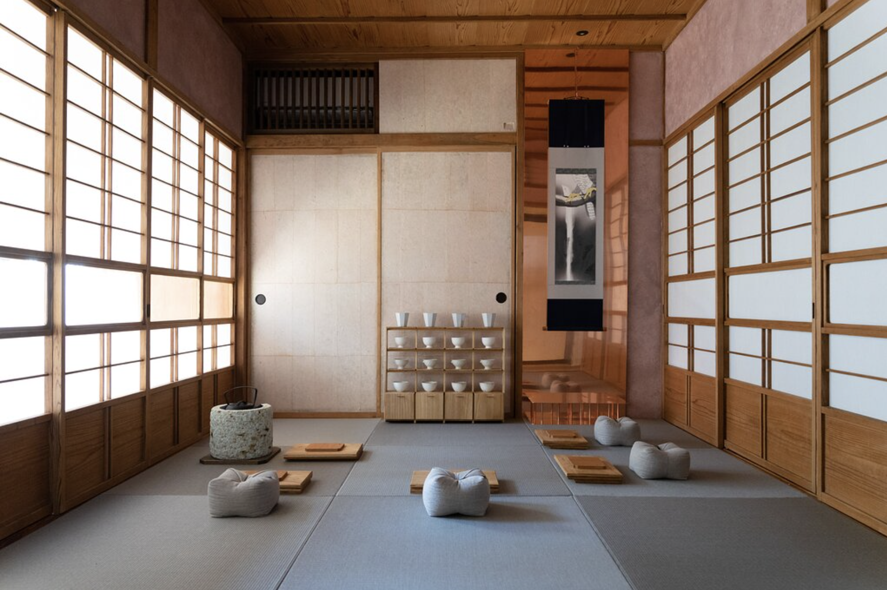 Traditional japanese room of the Takizme cafe